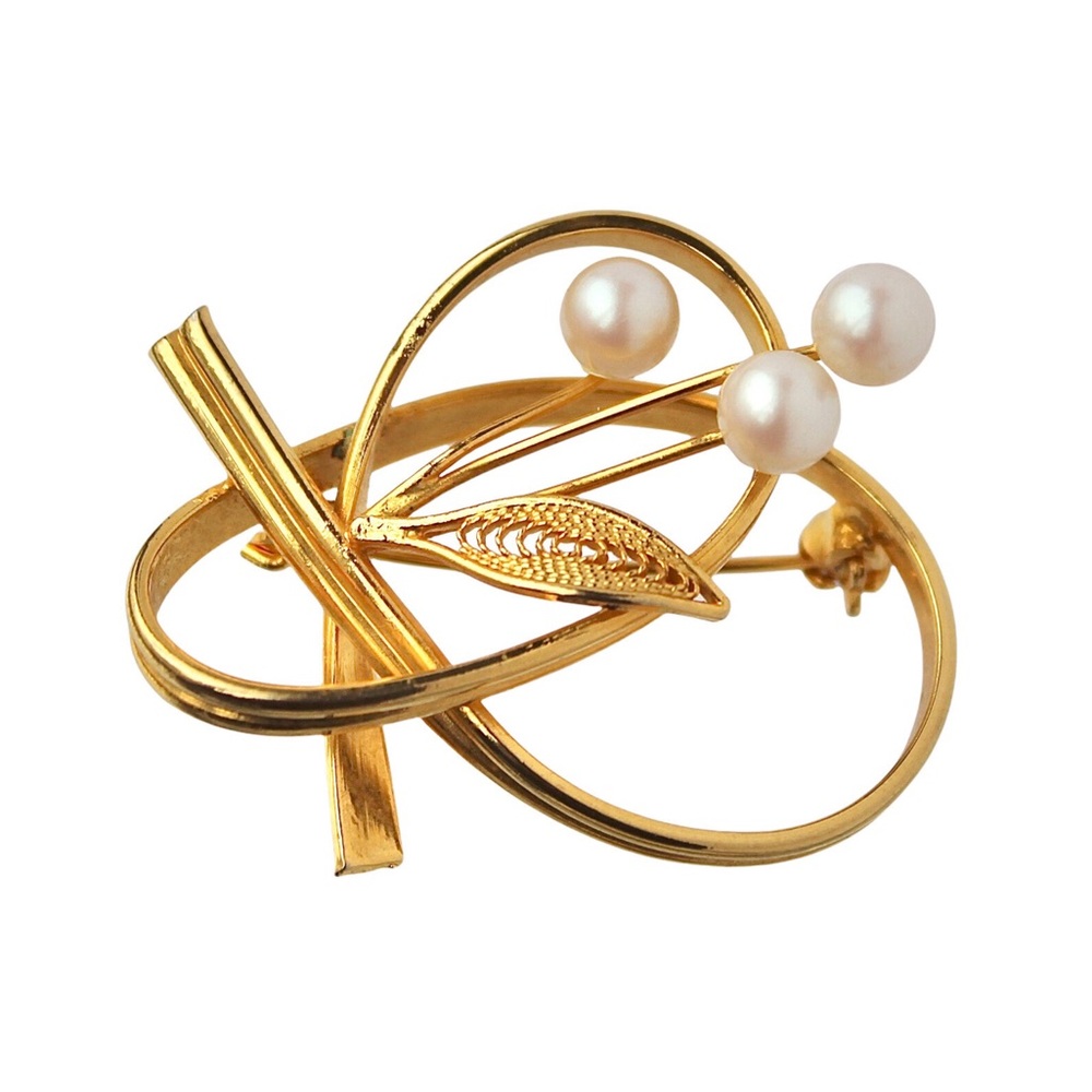Vintage Faux Pearl Berry Brooch Gold Plated Cannetille Filigree Leaf Mid-Century